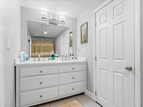 463 Pleasant St, Bridgewater MA 02333