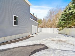 463 Pleasant St, Bridgewater MA 02333