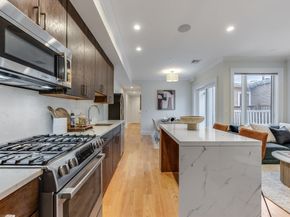 17 Vinton Street 3, Boston MA 02127