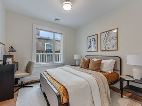 17 Vinton Street 3, Boston MA 02127