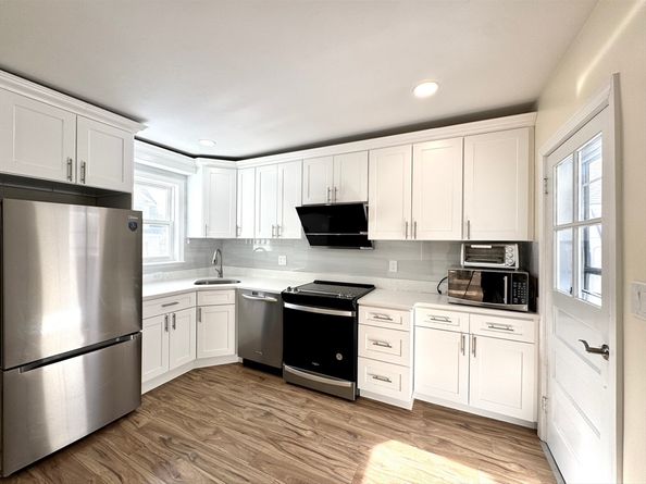 9 Westford St, Quincy MA 02169