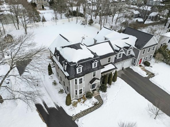 80 Pleasant Street 80, Medfield MA 02052