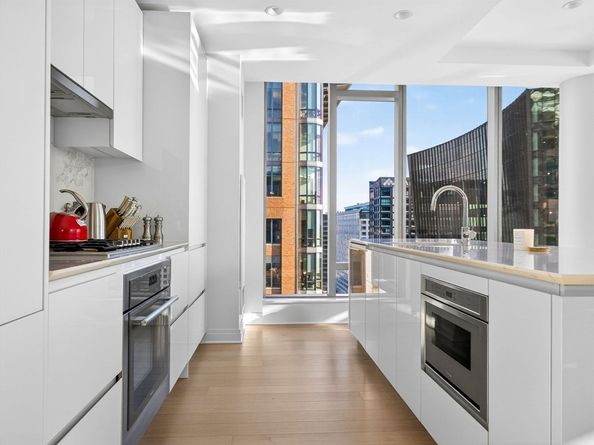 135 Seaport Blvd 2008, Boston MA 02210