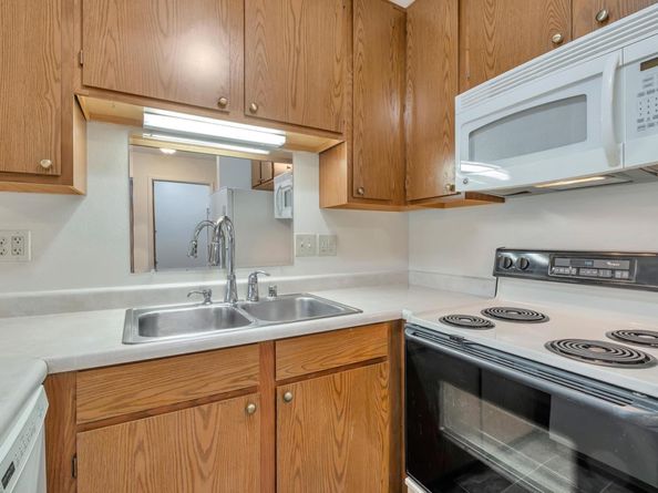 203 Vista Prieta Court, Santa Cruz CA 95062