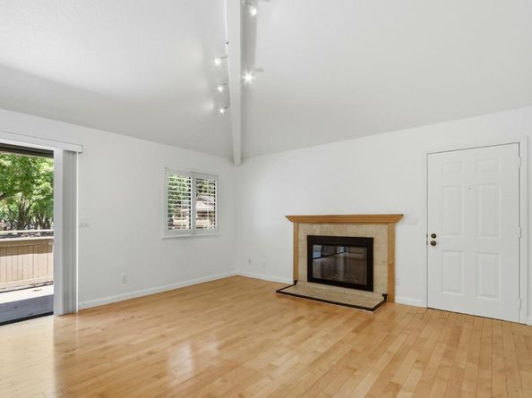 5689 Makati Circle H, San Jose CA 95123