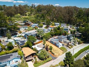 517 Sumner Avenue, Aptos CA 95003