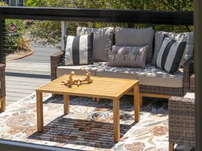 517 Sumner Avenue, Aptos CA 95003