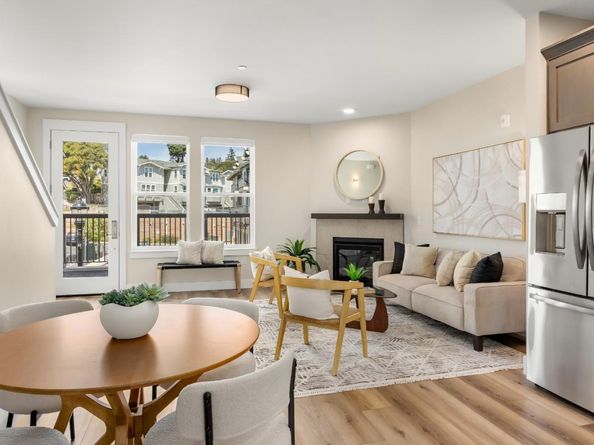 126 Aptos Village Way 3, Aptos CA 95003