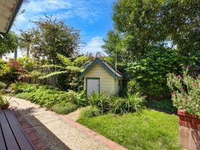 909 Laurence Avenue, Capitola CA 95010