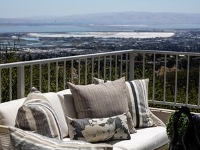 5 Clover Lane, San Carlos CA 94070