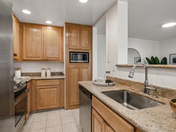 1943 Mount Vernon Court 107, Mountain View CA 94040