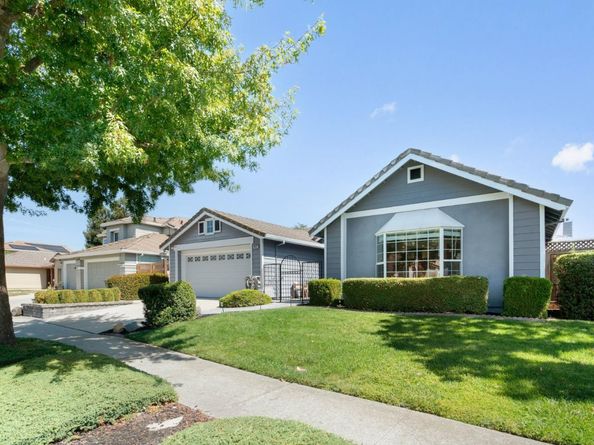 9412 Saddler Drive, Gilroy CA 95020