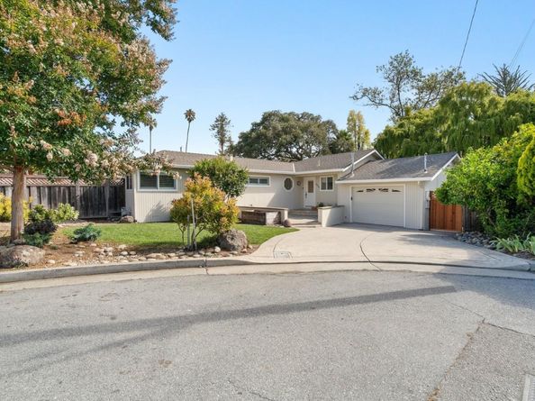 1435 Eastcrest Court, Santa Cruz CA 95062