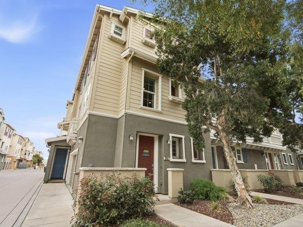 631 True Wind Way 202, Redwood City CA 94063