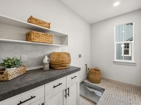 4913 Vivi Place, San Jose CA 95124