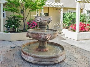 88 17th Avenue 304, San Mateo CA 94402