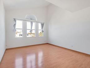 88 17th Avenue 304, San Mateo CA 94402