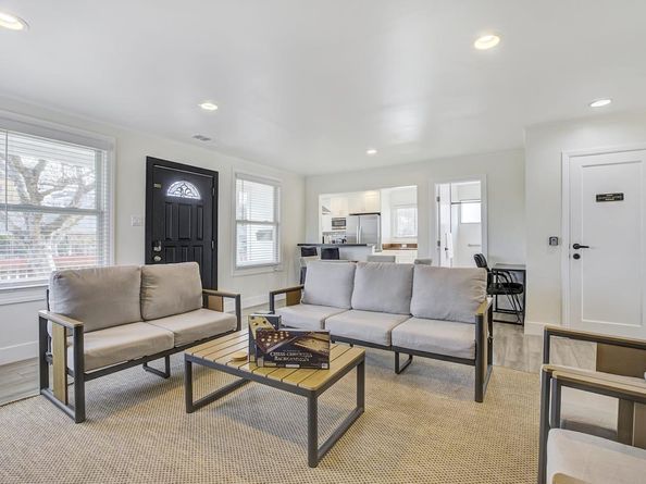 192 Aviador, Millbrae CA 94030