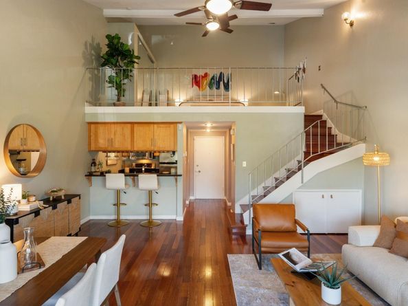 707 Fathom Drive 208, San Mateo CA 94404