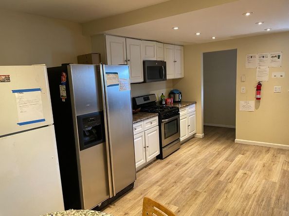 1260 Glacier Drive, Milpitas CA 95035