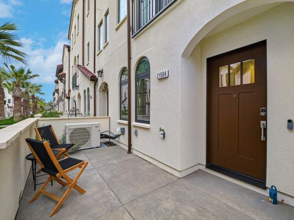 21504 Point Reyes Terrace, Cupertino CA 95014