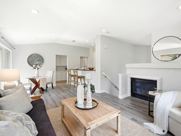 327 Oleander Drive, San Jose CA 95123