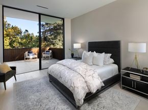 2171 Clayton Drive, Menlo Park CA 94025