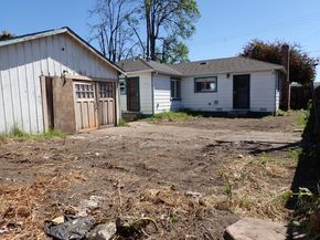 901 92nd Avenue, Oakland CA 94603