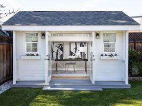 1067 17th Avenue, Redwood City CA 94063