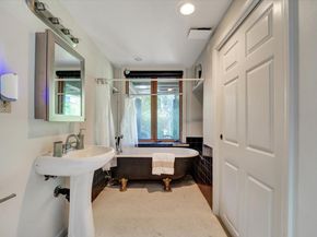 89 Yosemite Avenue, Oakland CA 94611