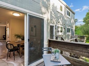 4024 Farm Hill 8, Redwood City CA 94061