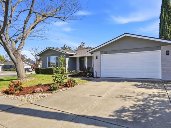 1122 Lynhurst Way, San Jose CA 95118