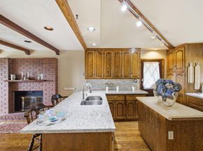 1407 Carlton Road, Hillsborough CA 94010