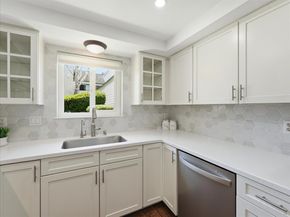 1712 Barrington Court, Santa Cruz CA 95065