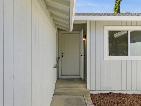 2907 Queens Estates Court, San Jose CA 95135