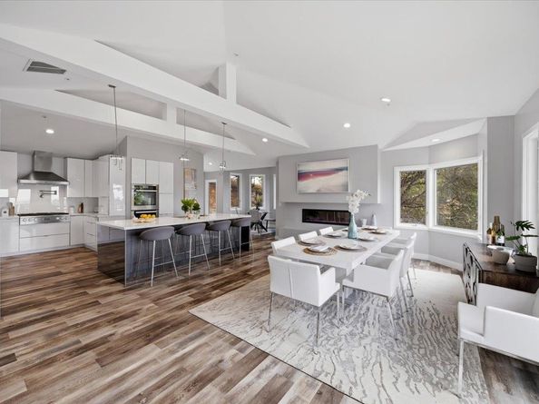 3208 Longfellow Drive, Belmont CA 94002