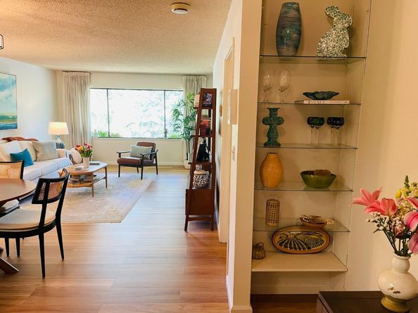 2140 Santa Cruz Avenue 203, Menlo Park CA 94025