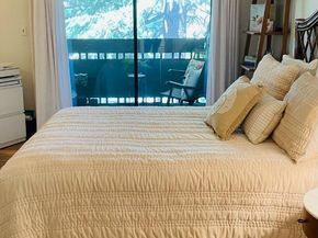 2140 Santa Cruz Avenue 203, Menlo Park CA 94025