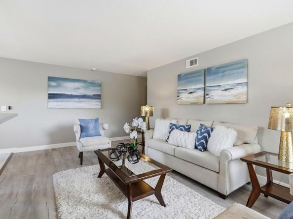 5467 Spinnaker Walkway 4, San Jose CA 95123