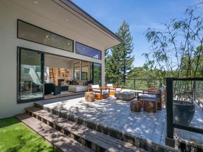 124 Foxwood Road, Portola Valley CA 94028