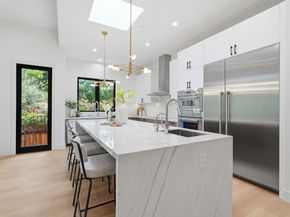 1084 Moffett Circle, Palo Alto CA 94303