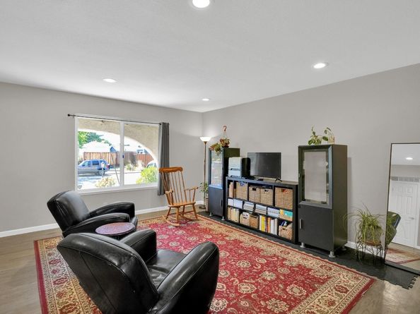 1567 Wilton Road, Livermore CA 94551