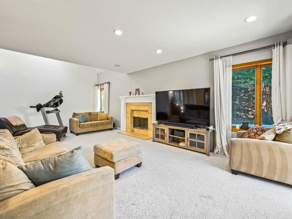 3265 Greenhills Drive, Lafayette CA 94549
