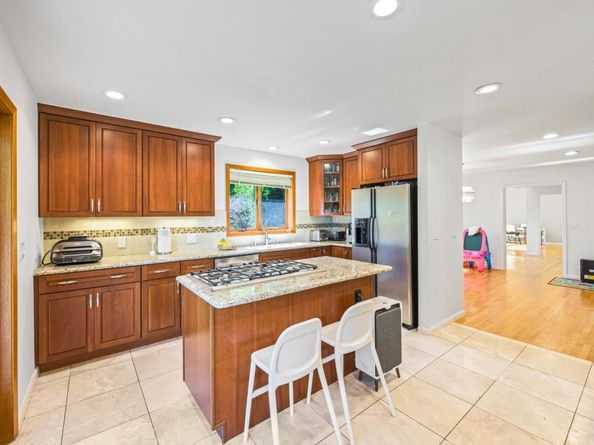 3265 Greenhills Drive, Lafayette CA 94549