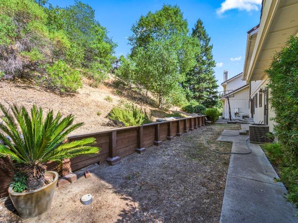 3265 Greenhills Drive, Lafayette CA 94549
