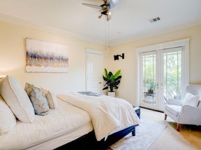 780 S El Monte Avenue, Los Altos CA 94022