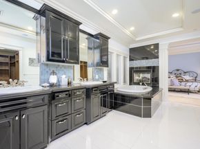 780 S El Monte Avenue, Los Altos CA 94022