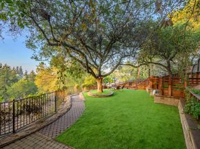 780 S El Monte Avenue, Los Altos CA 94022