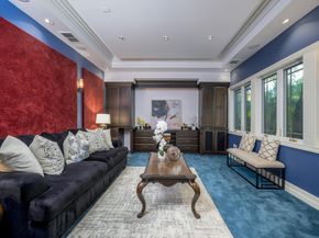 780 S El Monte Avenue, Los Altos CA 94022