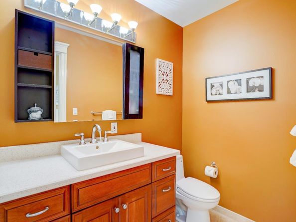 780 S El Monte Avenue, Los Altos CA 94022